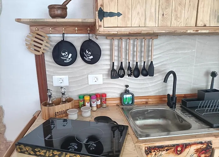 Ocean Pirate * Costa De Antigua