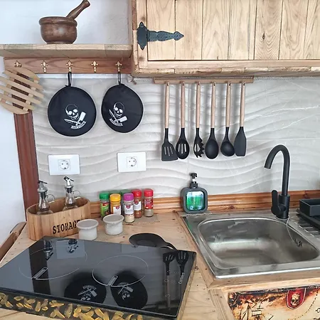 Ocean Pirate * Costa de Antigua