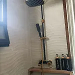 Ocean Pirate Apartment *